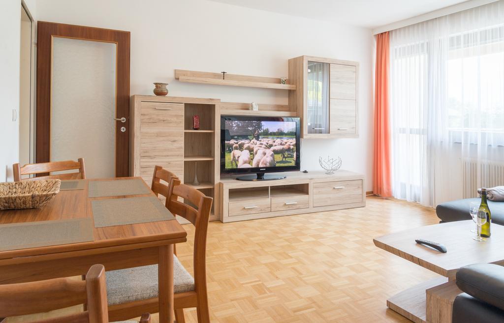 Apartment Seeblick Τσελ αμ Ζέε Δωμάτιο φωτογραφία